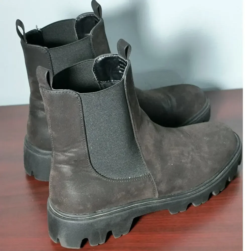 Journey Collection Ivette Boots Wmn's 8.5 Black Block heel Comfort Foam Pull on